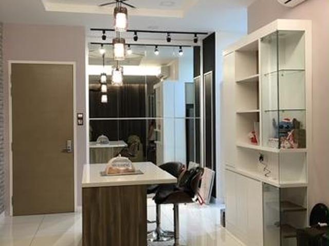 Puchong SkyPod Residence Renovated Fully Furnished With 2 Car Parks