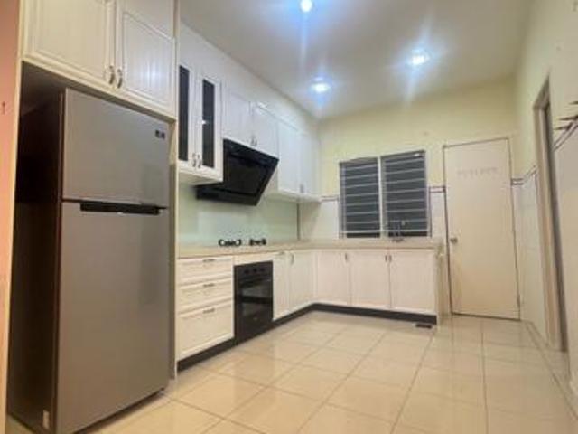 Puchong Taman Tasik Puchong fully furnished move in condition