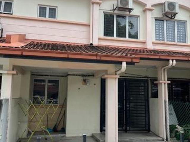 Puchong Tekali 2 Storey 18x65sf Kitchen Extend Gated Guarded
