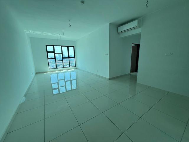 PUCHONG UTAMA CRaZY DEVELOPER SALES UNIT