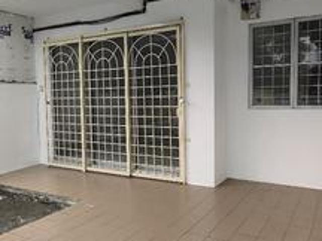 Puchong Utama Double Storey House