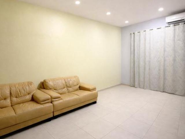 Puchong Utama PU8 Double Sty 4R3B Freehold Well Maintained Unit