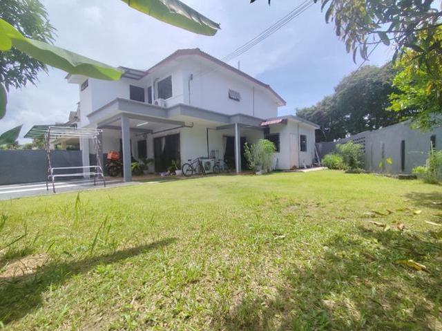PUCHONG UTAMA SPACIOUS 2700 SQFT 2Storey Corner Lot FOR SALE