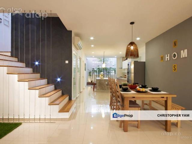Puchong 3 Storey Superlink Villa House near Cyberjaya, Putrajaya, MEX Highway