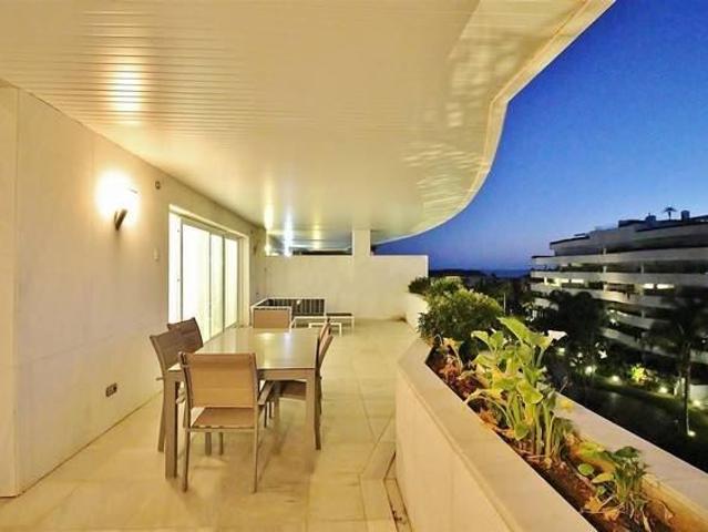 PUERTO BANUS APARTMENT 2762
