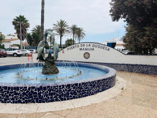 PUERTO DE LA DUQUESA MANILVA ALMACEN PLAZA GARAGE