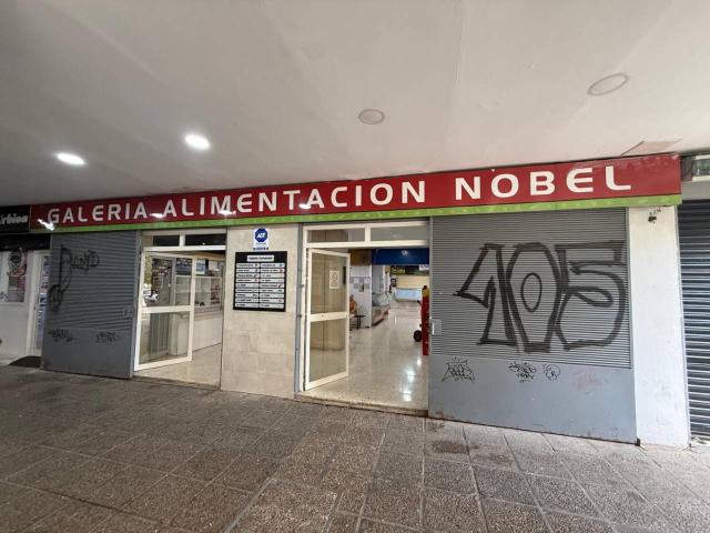 PUESTO EN VENTA EN GALERIA COMERCIAL NOBEL PUESTO NUMERO 9