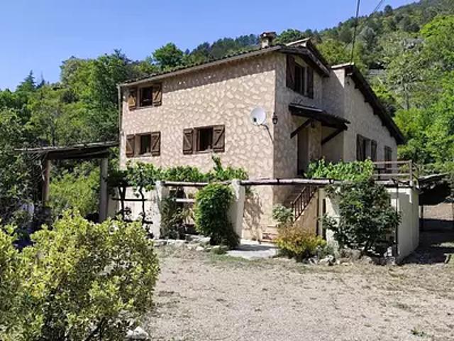 Puget Théniers 06260 Achat / Vente maison 4 pièces t4