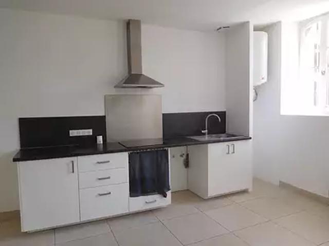 Puget Ville 83390 Location appartement 2 pièces t2
