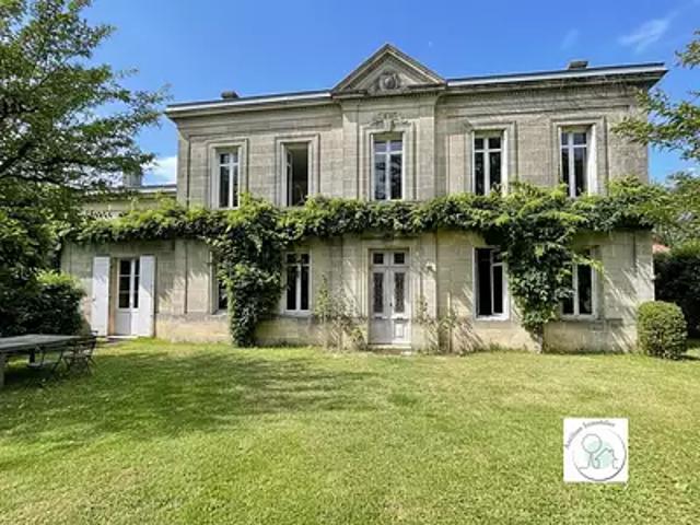 Pugnac 33710 Achat / Vente maison 11 pièces t11 piscine
