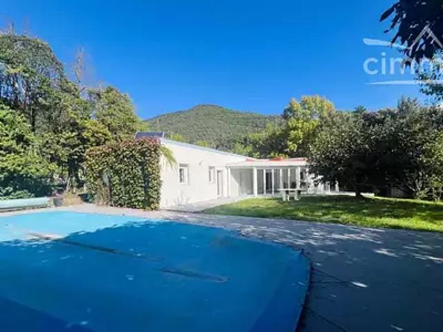 Puilaurens 11140 Achat / Vente maison 4 pièces t4 au dernier étage piscine