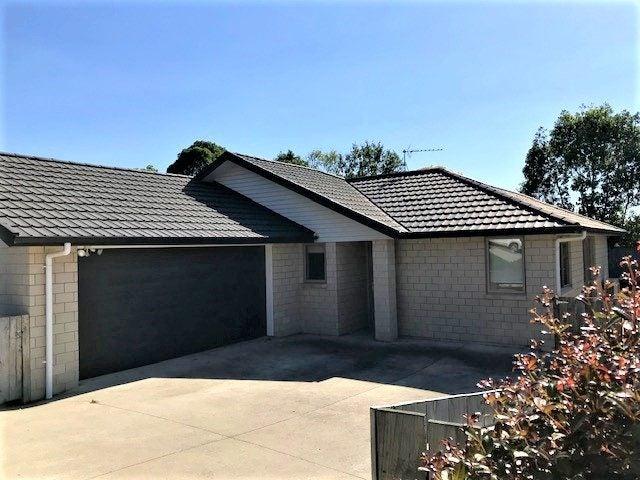 pukekohe, 4 bedrooms