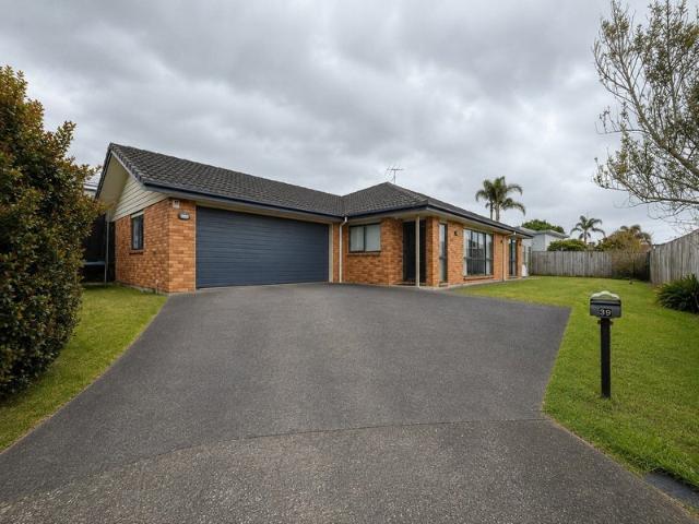 Pukekohe, 4 bedrooms