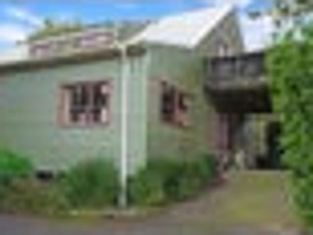Pukekohe, 2 bedrooms, $450 pw