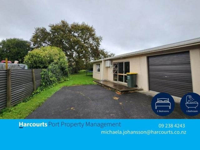 pukekohe, 2 bedrooms