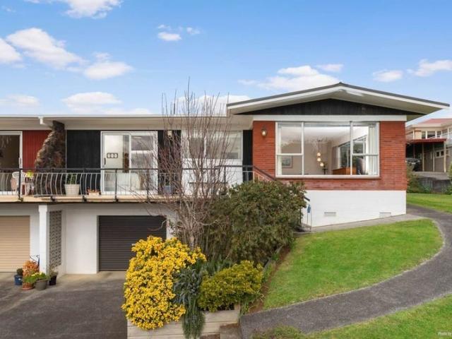 Pukekohe, 2 bedrooms