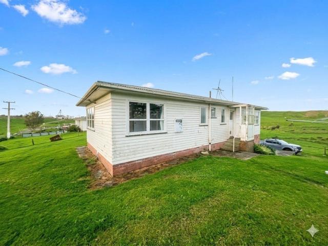 pukekohe, 3 bedrooms