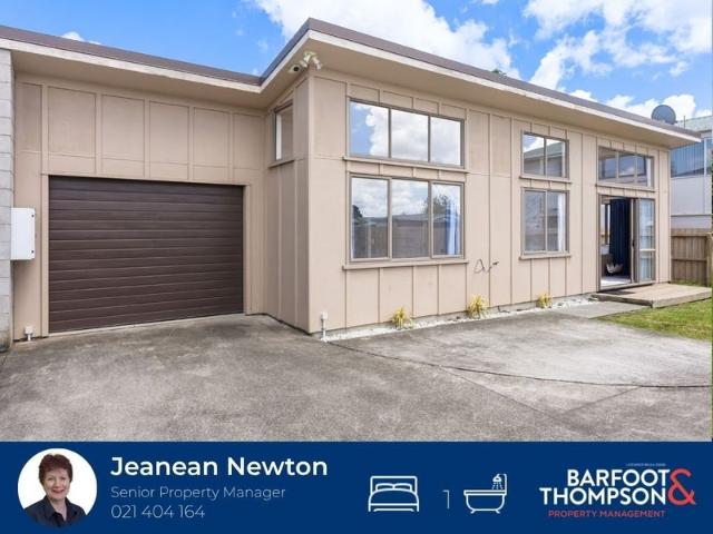 pukekohe, 3 bedrooms