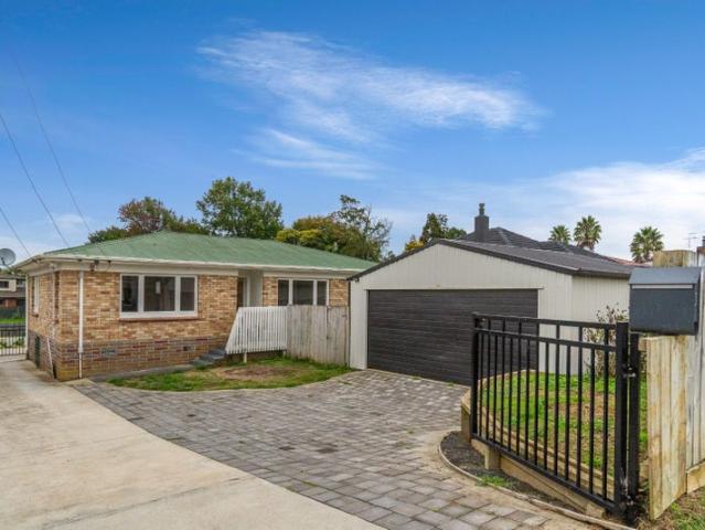 pukekohe, 3 bedrooms