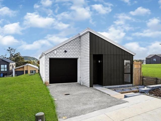 pukekohe, 3 bedrooms