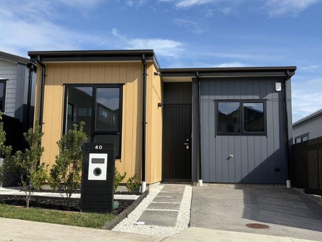 pukekohe east, 3 bedrooms
