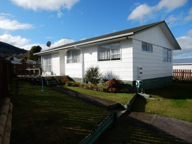 pukehangi, 3 bedrooms
