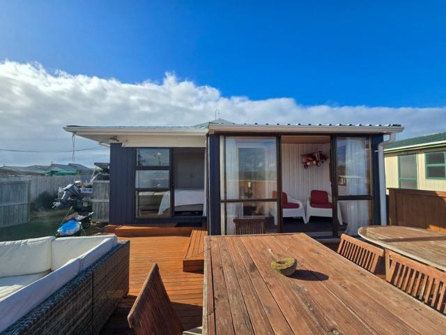 pukehina, 2 bedrooms