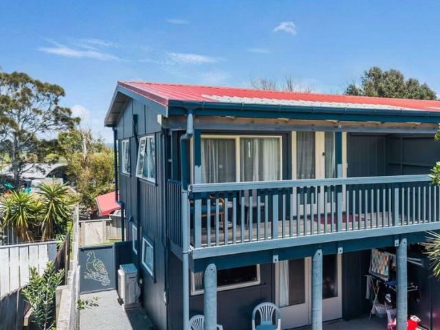pukehina, 2 bedrooms