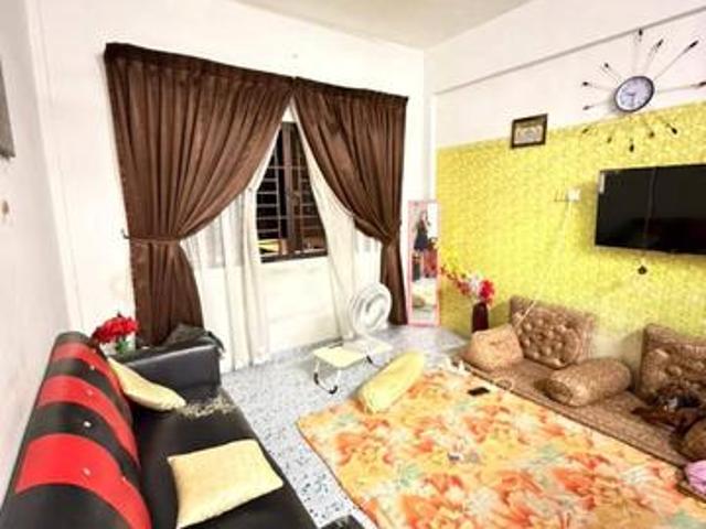 Pulai Utama Flat Level 1 Cheaper Market