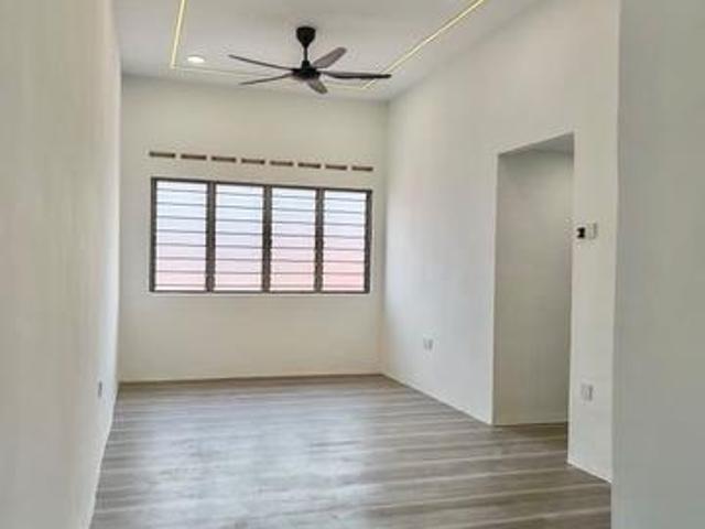 Pulai Utama Flat Level 4