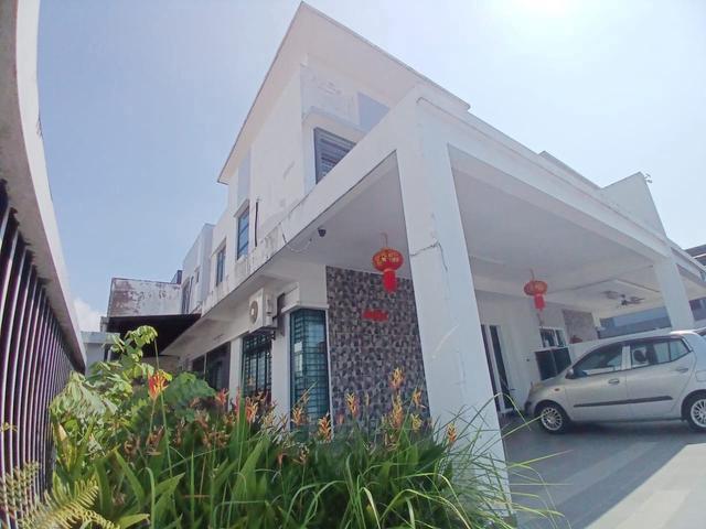 Pulai Hijauan Double Storey Cluster House Full Furnish For Sale