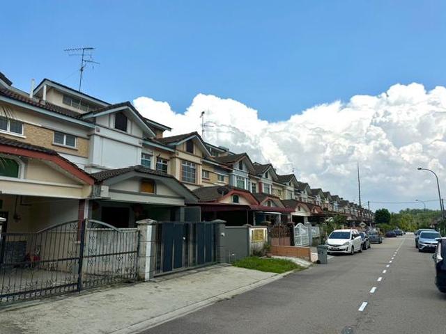 Pulai Indah 24x65ft Fullloan Double Storey