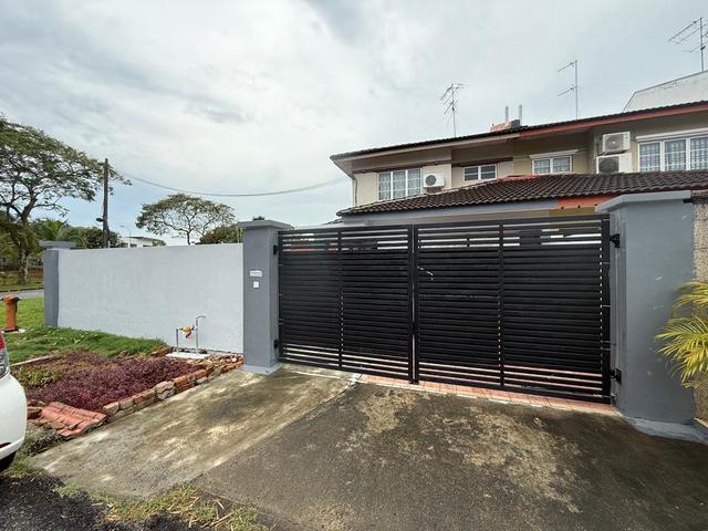 Pulai Indah Double StoreyConerUnitUnBlockView4Bed3BathFor Rent