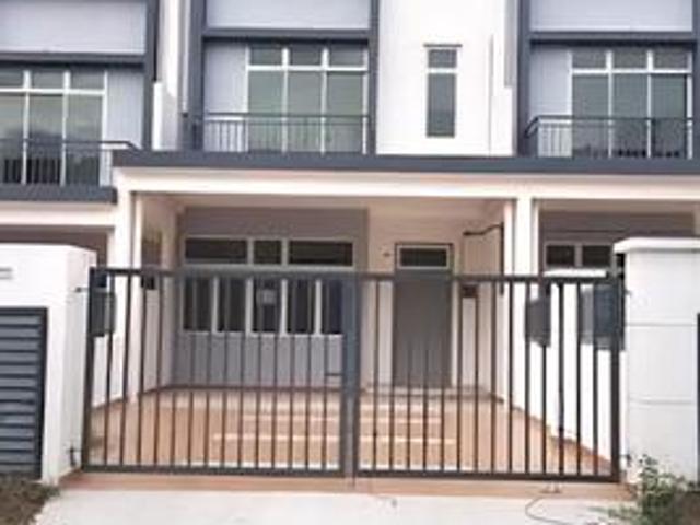 Pulai Mutiara Scientex 25 Storey Value 650k FULL LOAN Facing North