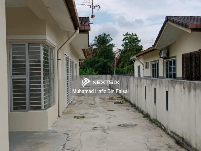 Pulai Perdana Freehold Flat 3 Bedroom 2 Bathroom 657 sqft | Top Floor Selling 138K | Bank Value 160K