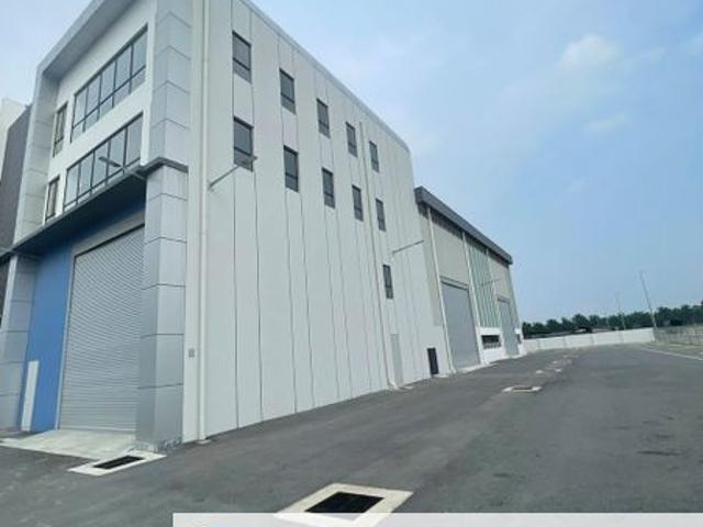 Pulau Carey Jenjarom 3 Storey Semi D Factory