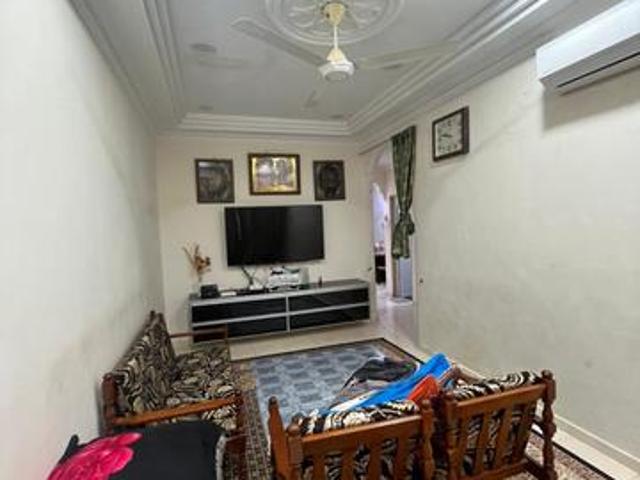 Pulau gadong single storey