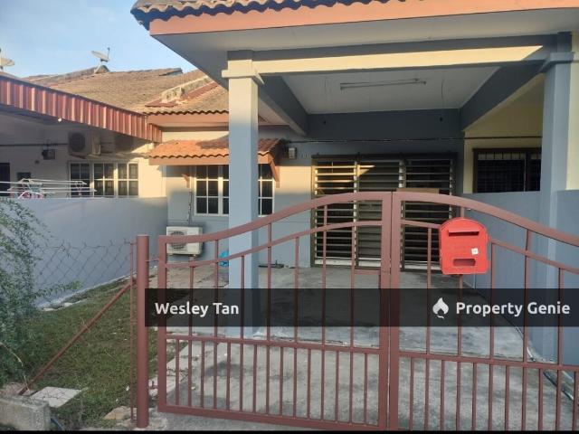Pulau Gadong Single Storey 3 Rooms Partly Furnished 20x65 10mins to Melaka Town