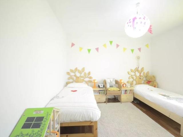 Pully Spacieux appartement de 5.5pc avec terrasse et jardin privatif
