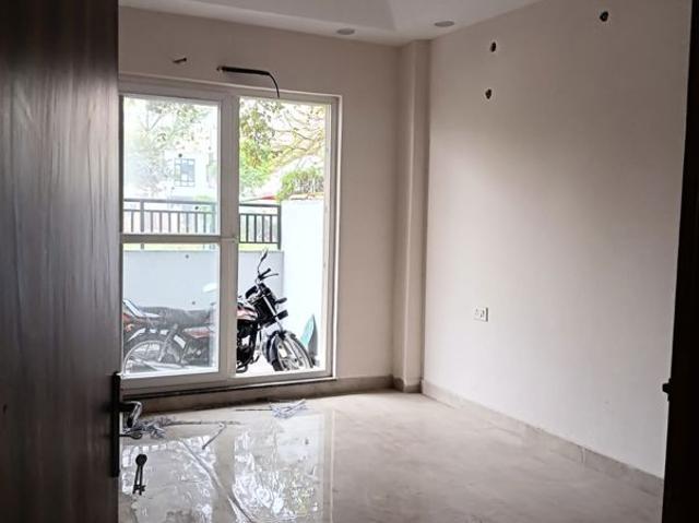 Purvanchal Royal City 3 Bedroom 1825 Sq. Ft. Apartment in Chi V Greater Noida Listing ID: #10265