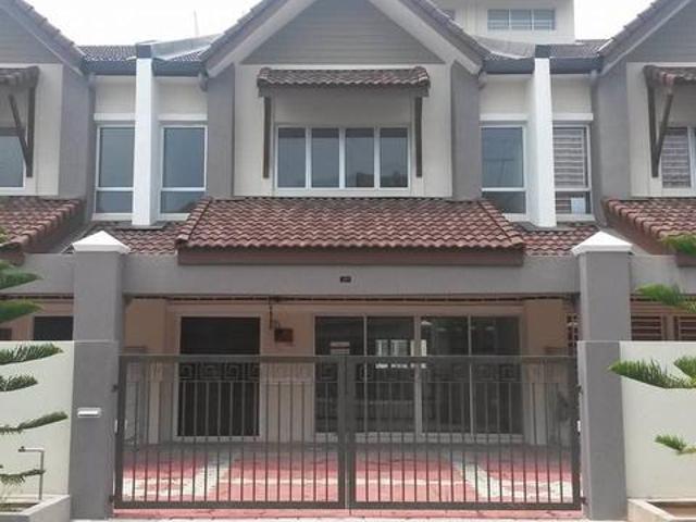 Pura Kencana 2stry Terrace House