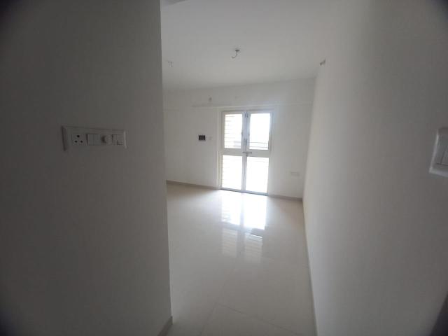 Puravankara Silversands 2 Bedroom 1060 Sq. Ft. Apartment in Mundhwa Pune Listing ID: #9884