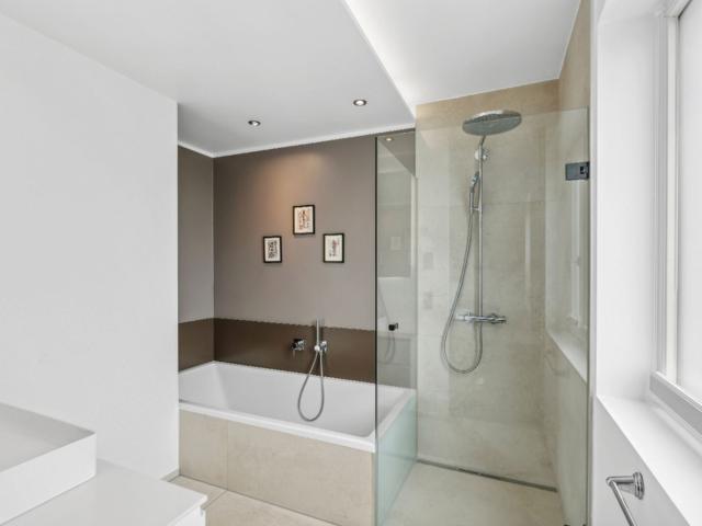 Pure Leichtigkeit! City Loft mit uneinsehbarer Dachterrasse samt Jacuzzi