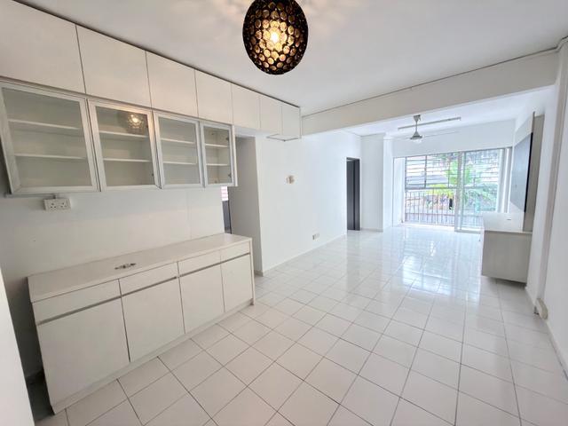 Puri Pesona Apartment Bandar Sungai Long With Reno Low Floor