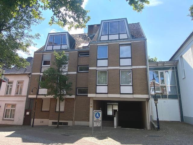 PURNHAGEN IMMOBILIEN Weserblick 2 Zimmer Wohnung in Bremen Vegesack mit Balkon und Tiefgarage