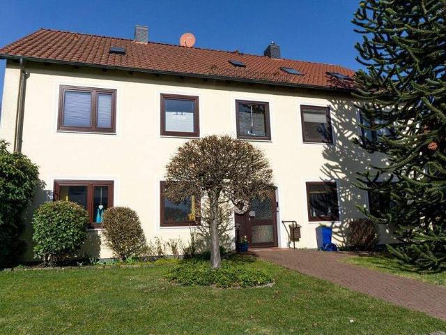 PURNHAGEN IMMOBILIEN Großzügige Eigentumswohnung mit Garten in zentraler Lage von Bremen Lesum!