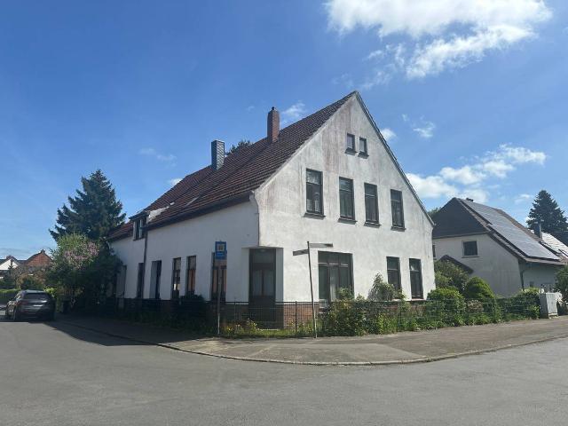 PURNHAGEN IMMOBILIEN Großzügiges Wohnhaus mit Geschichte und viel Potenzial in ruhiger Lage