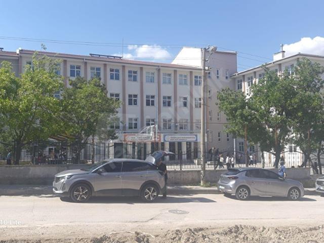 PUSULAVEGA'DAN YENİKENT'DE İŞLEK BÖLGEDE OKUL KARŞISI KİRALIK