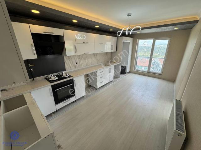 Ｐｕｓｕｌａ 'ｄａｎ Site İçerisinde Geniş Balkonlu Ful Yapılı 3+1 Daire