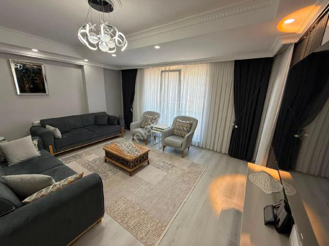 Pusula İnş'tan Uğurmumcu Mah. 3+1 130m2 Süper Konumda Ara Kat